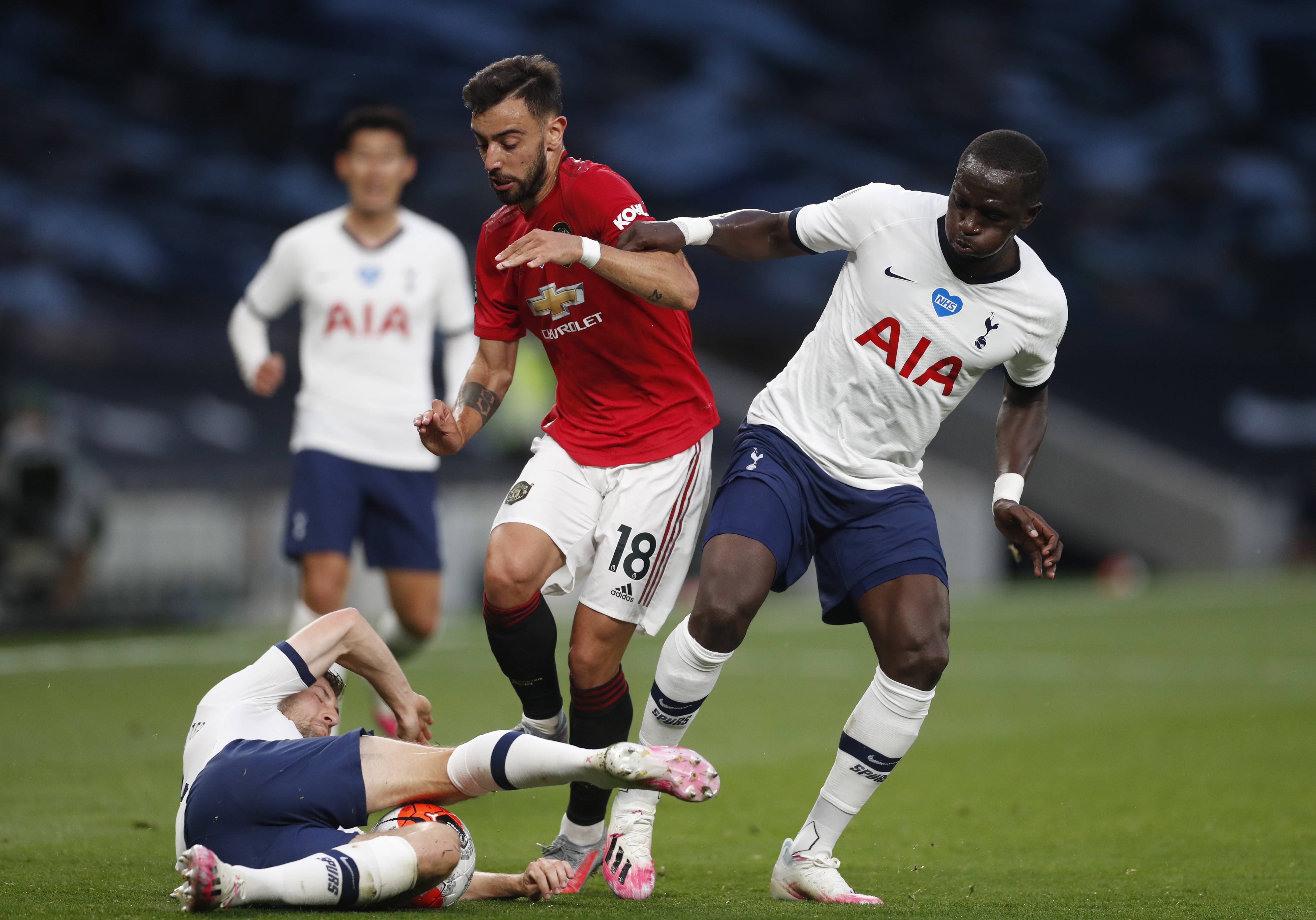 女子足球俱 女子足球俱